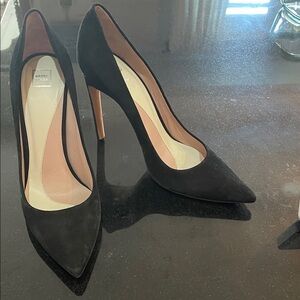 Herve Ledger Classic Black Heels